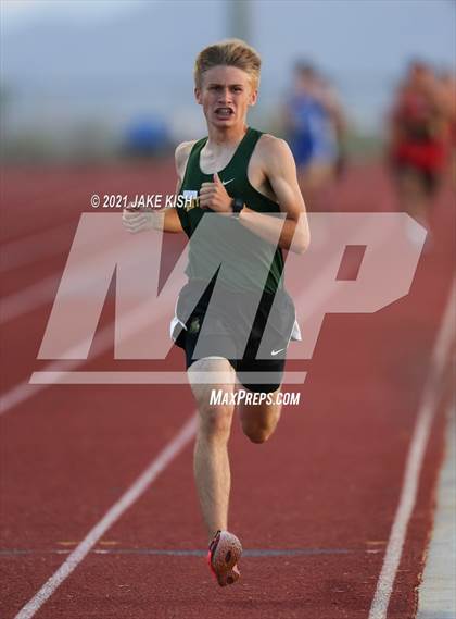 Thumbnail 2 in Nighthawk Invitational Boys photogallery.