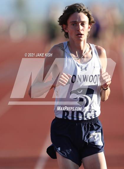 Thumbnail 3 in Nighthawk Invitational Boys photogallery.
