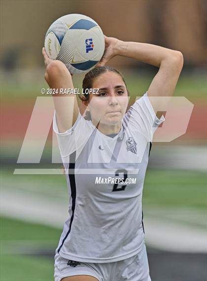 Thumbnail 3 in Georgetown vs. Hendrickson (UIL Soccer 5A Region 3 Regional Final) photogallery.