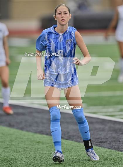 Thumbnail 2 in Georgetown vs. Hendrickson (UIL Soccer 5A Region 3 Regional Final) photogallery.