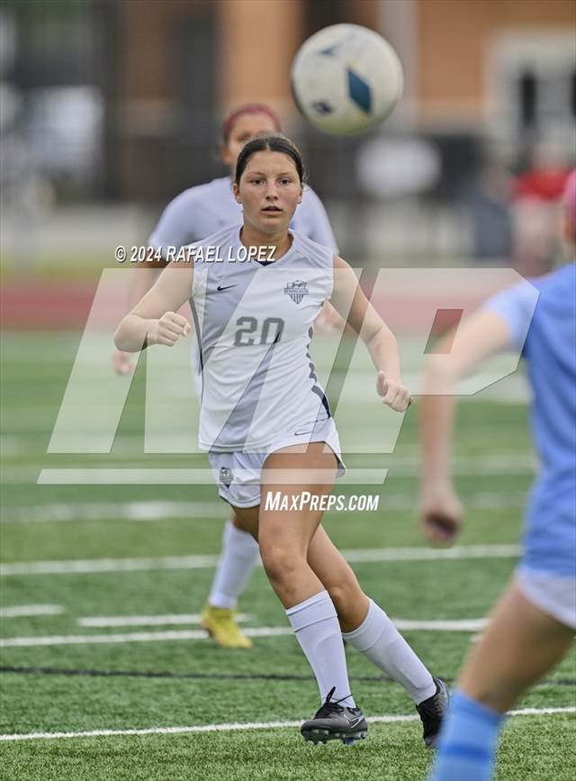 photo-53-in-the-georgetown-vs-hendrickson-uil-soccer-5a-region-3