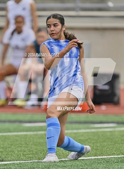 Thumbnail 2 in Georgetown vs. Hendrickson (UIL Soccer 5A Region 3 Regional Final) photogallery.