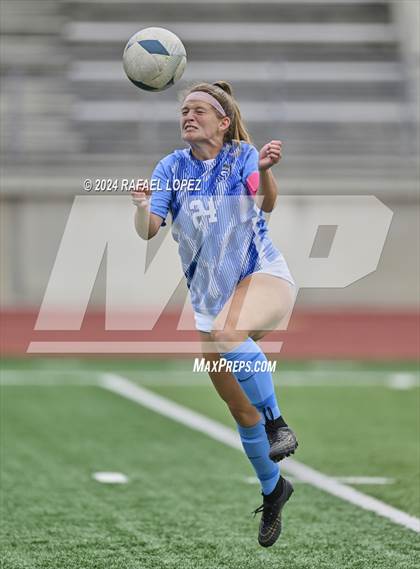 Thumbnail 3 in Georgetown vs. Hendrickson (UIL Soccer 5A Region 3 Regional Final) photogallery.