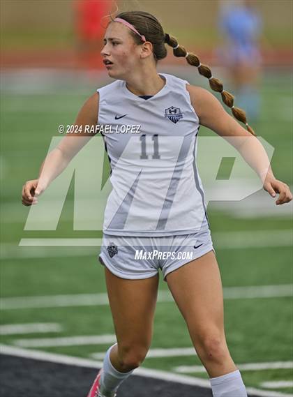 Thumbnail 2 in Georgetown vs. Hendrickson (UIL Soccer 5A Region 3 Regional Final) photogallery.