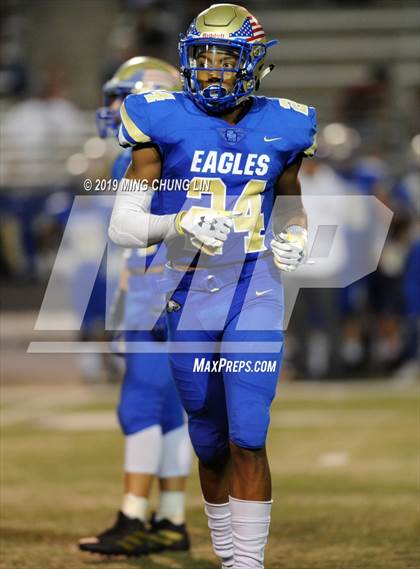 Thumbnail 3 in Mayfair vs. Santa Margarita photogallery.