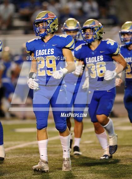 Thumbnail 3 in Mayfair vs. Santa Margarita photogallery.