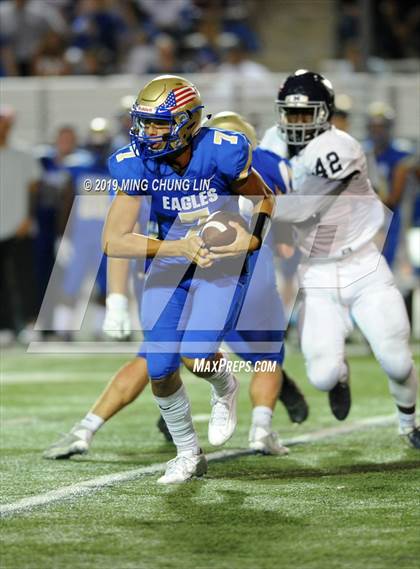 Thumbnail 2 in Mayfair vs. Santa Margarita photogallery.