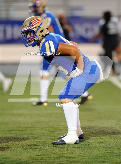 Thumbnail 3 in Mayfair vs. Santa Margarita photogallery.