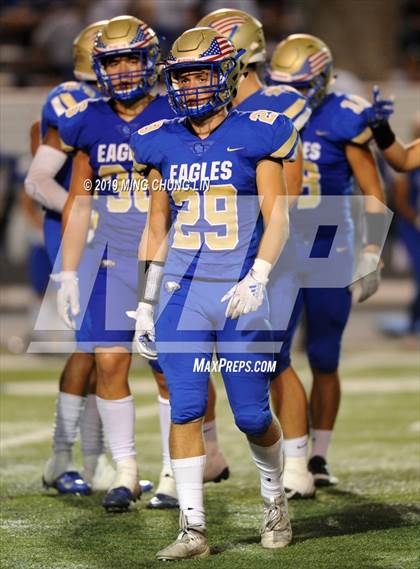 Thumbnail 2 in Mayfair vs. Santa Margarita photogallery.