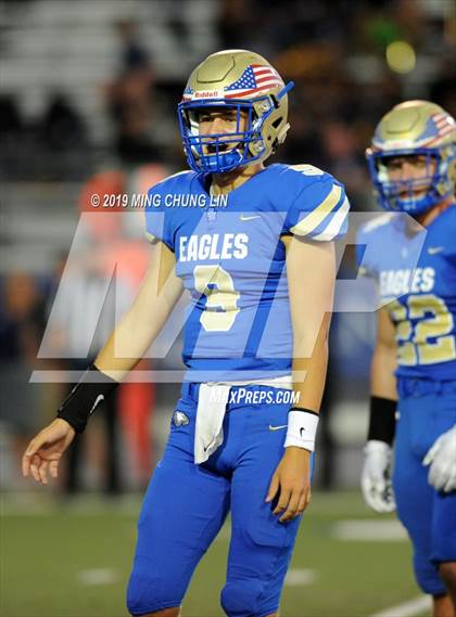 Thumbnail 1 in Mayfair vs. Santa Margarita photogallery.