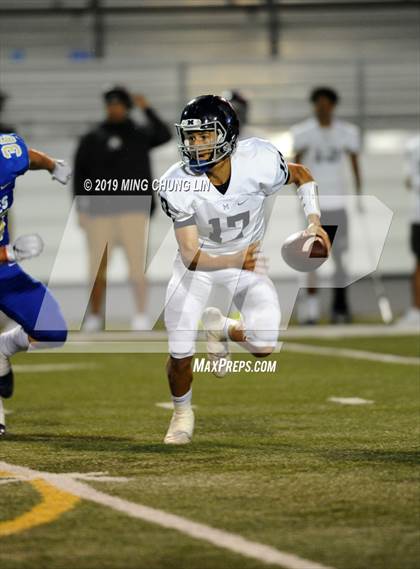 Thumbnail 1 in Mayfair vs. Santa Margarita photogallery.