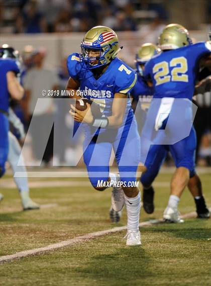 Thumbnail 3 in Mayfair vs. Santa Margarita photogallery.