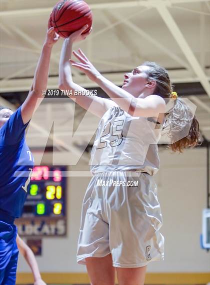 Thumbnail 1 in Croatan vs. Heide Trask photogallery.