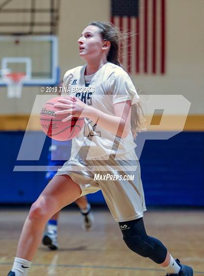Thumbnail 2 in Croatan vs. Heide Trask photogallery.