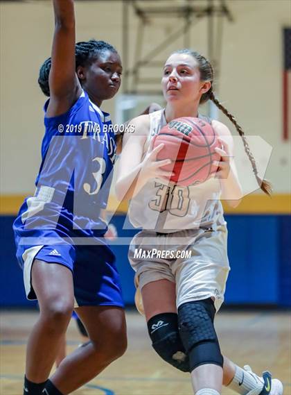 Thumbnail 2 in Croatan vs. Heide Trask photogallery.