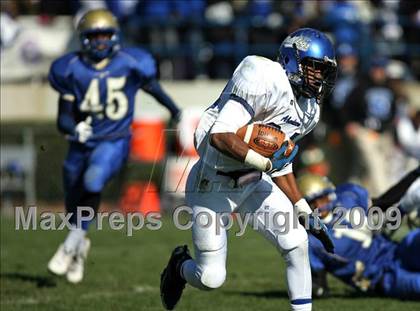 Thumbnail 2 in Aberdeen vs. Tylertown (MHSAA Class 3A Final) photogallery.