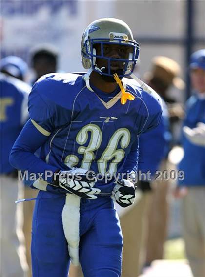Thumbnail 3 in Aberdeen vs. Tylertown (MHSAA Class 3A Final) photogallery.