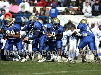 Thumbnail 3 in Aberdeen vs. Tylertown (MHSAA Class 3A Final) photogallery.