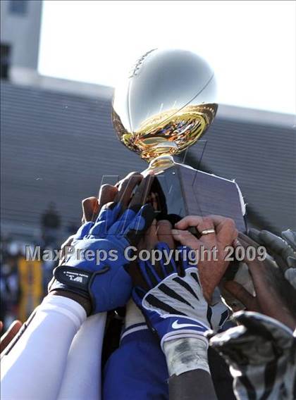 Thumbnail 2 in Aberdeen vs. Tylertown (MHSAA Class 3A Final) photogallery.