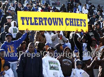 Thumbnail 3 in Aberdeen vs. Tylertown (MHSAA Class 3A Final) photogallery.