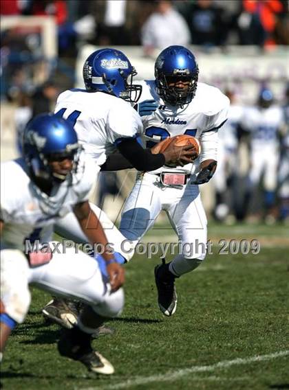 Thumbnail 2 in Aberdeen vs. Tylertown (MHSAA Class 3A Final) photogallery.