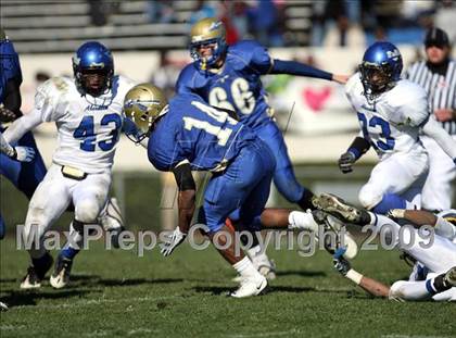 Thumbnail 1 in Aberdeen vs. Tylertown (MHSAA Class 3A Final) photogallery.