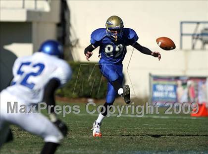 Thumbnail 3 in Aberdeen vs. Tylertown (MHSAA Class 3A Final) photogallery.