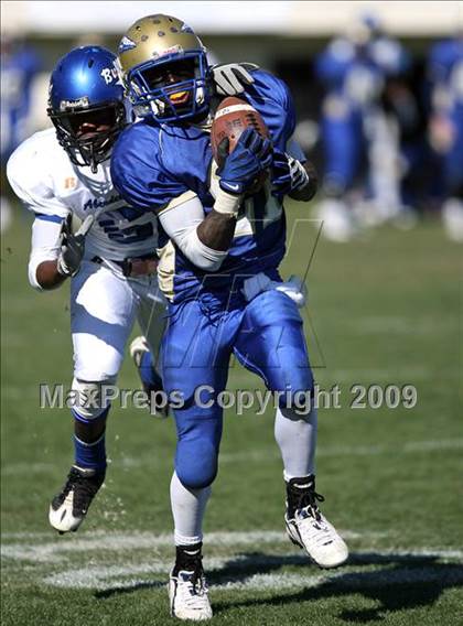 Thumbnail 3 in Aberdeen vs. Tylertown (MHSAA Class 3A Final) photogallery.