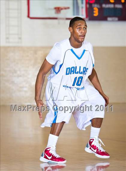 Thumbnail 3 in Skyline vs. Berkner photogallery.