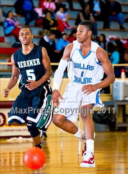 Thumbnail 3 in Skyline vs. Berkner photogallery.