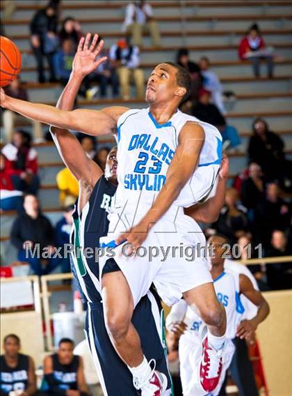 Thumbnail 1 in Skyline vs. Berkner photogallery.