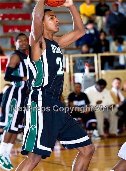 Thumbnail 3 in Skyline vs. Berkner photogallery.