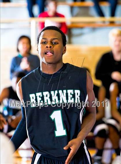 Thumbnail 1 in Skyline vs. Berkner photogallery.