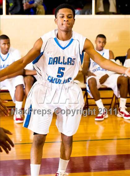 Thumbnail 3 in Skyline vs. Berkner photogallery.