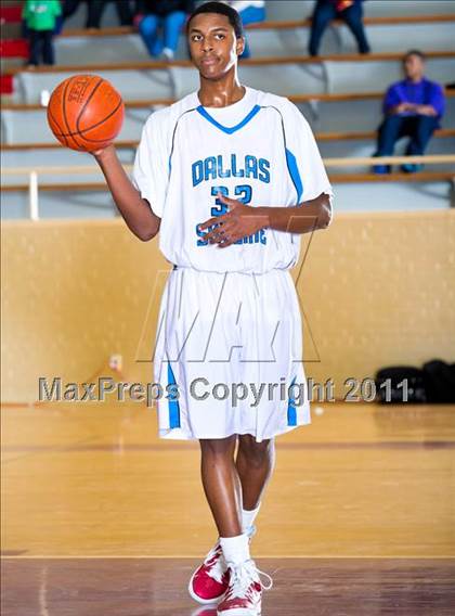 Thumbnail 3 in Skyline vs. Berkner photogallery.