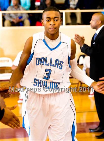 Thumbnail 2 in Skyline vs. Berkner photogallery.