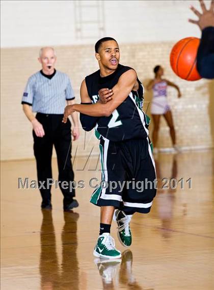 Thumbnail 1 in Skyline vs. Berkner photogallery.