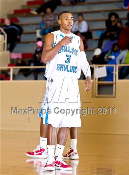 Thumbnail 2 in Skyline vs. Berkner photogallery.