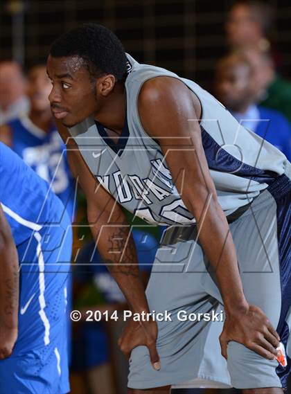 Thumbnail 3 in Phillips vs. Hyde Park (Saint Patrick Tournament) photogallery.
