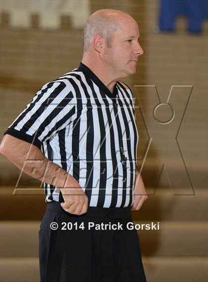 Thumbnail 1 in Phillips vs. Hyde Park (Saint Patrick Tournament) photogallery.