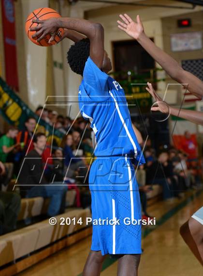 Thumbnail 3 in Phillips vs. Hyde Park (Saint Patrick Tournament) photogallery.