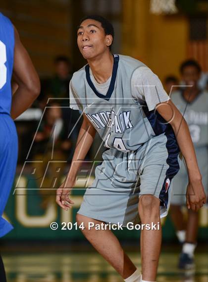 Thumbnail 2 in Phillips vs. Hyde Park (Saint Patrick Tournament) photogallery.