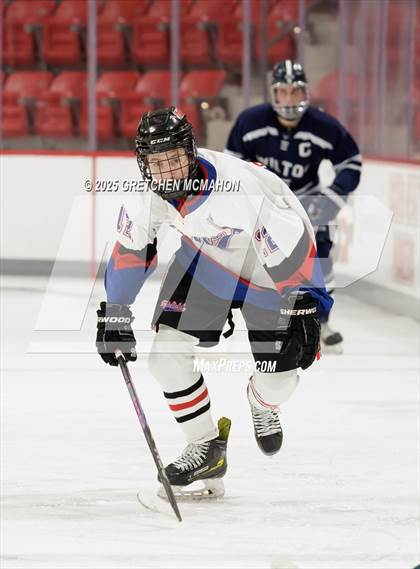 Thumbnail 2 in Wilton @ Warde/Ludlowe photogallery.