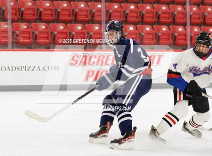 Thumbnail 2 in Wilton @ Warde/Ludlowe photogallery.