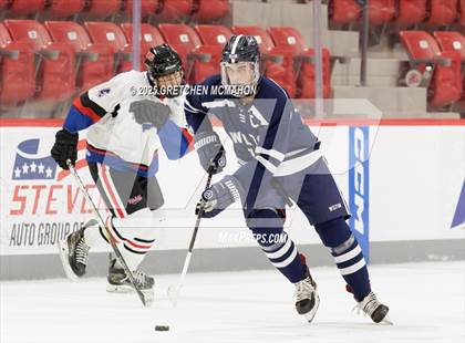 Thumbnail 2 in Wilton @ Warde/Ludlowe photogallery.