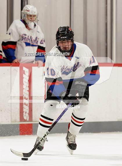 Thumbnail 3 in Wilton @ Warde/Ludlowe photogallery.