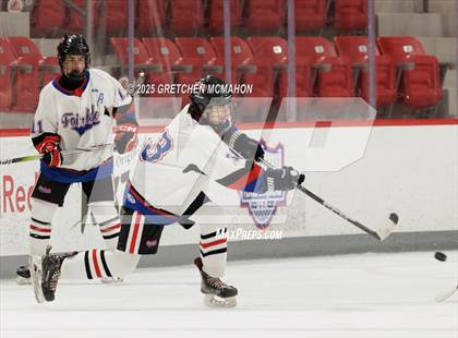 Thumbnail 2 in Wilton @ Warde/Ludlowe photogallery.
