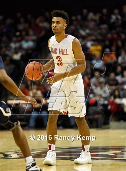 Thumbnail 2 in Oak Hill vs. Sierra Canyon (Bass Pro Tournament of Champions) photogallery.