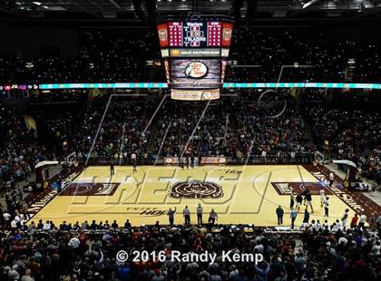 Thumbnail 2 in Oak Hill vs. Sierra Canyon (Bass Pro Tournament of Champions) photogallery.