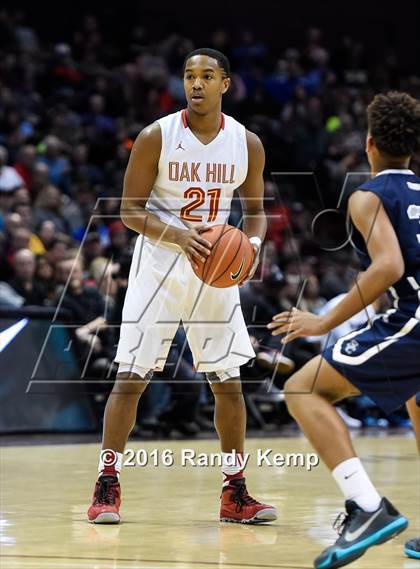 Thumbnail 2 in Oak Hill vs. Sierra Canyon (Bass Pro Tournament of Champions) photogallery.